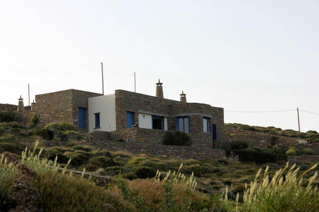 Bioclimatic Stone Built Villa Καστριανή Εξωτερικό φωτογραφία